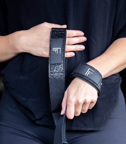 The Black Widow Lifting Straps