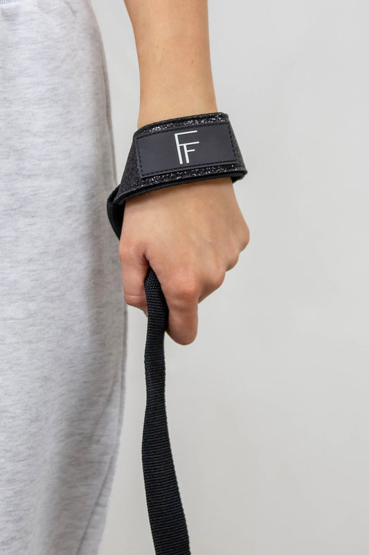 The Black Widow Lifting Straps